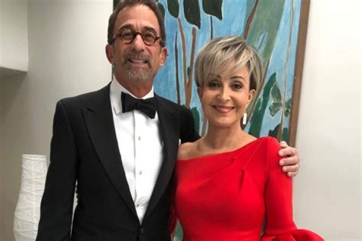 All About Annie Potts: Her Life, Career, and Marriage