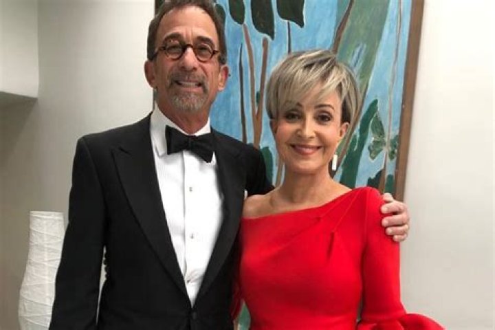 Annie Potts Husband Steven Hartley: A Journey Through Love and Life