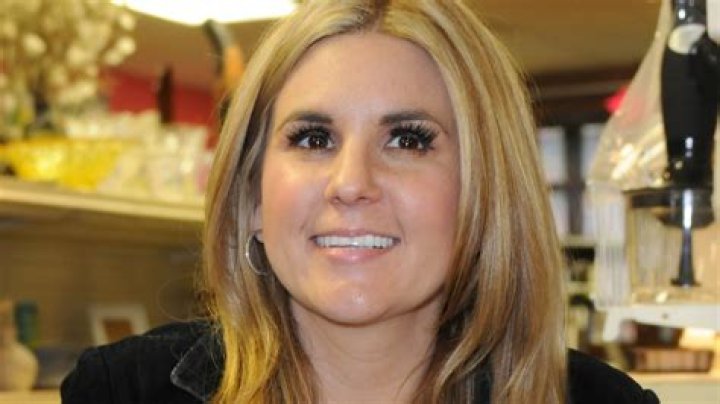 Behind the Scenes: Remembering the Lives of the Storage Wars Cast