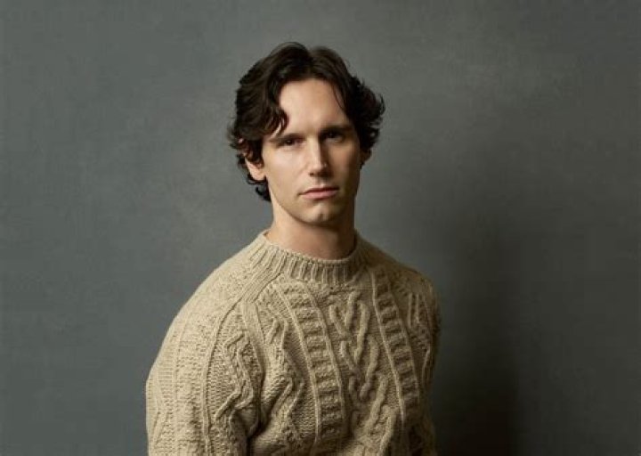 Cory Michael Smith Partner: A Comprehensive Guide to His Personal Life and Career