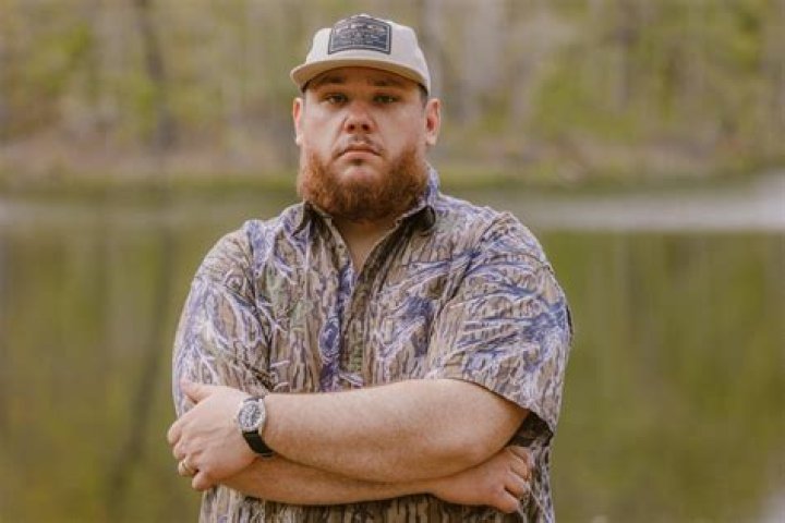 Did Luke Combs Vote for Biden? Unraveling the Mystery