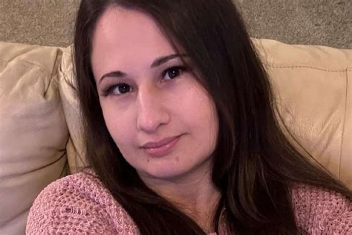 Exploring the Life of Gypsy Rose: A Look Through Photos