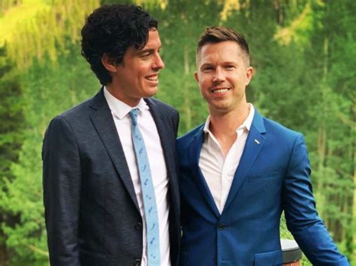 Exploring the Personal Life of Tim Cook: Who is His Boyfriend?