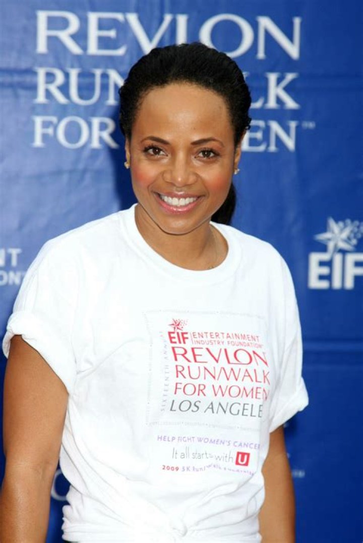 Gina Ravera: A Journey Through Her Life and Career as an Actress