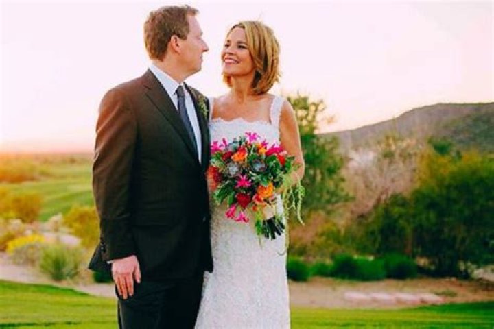 How Many Times Has Annie Potts Been Married? A Deep Dive into Her Love Life