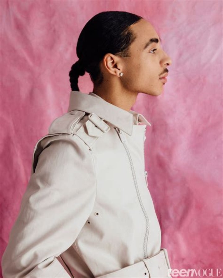 Julez Smith: The Rising Star in the Fashion Industry