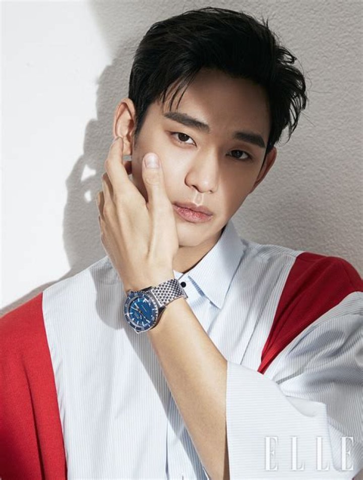 Kim Soo-Hyun: The Rising Star of Korean Entertainment