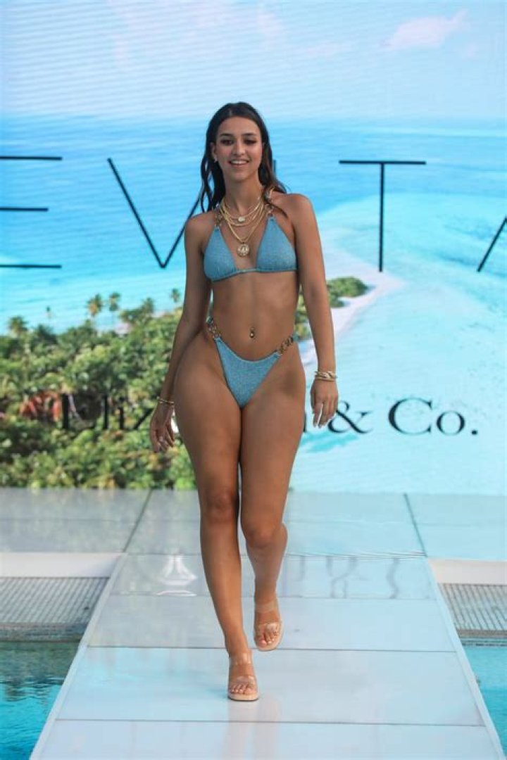 Mika LaFuente Height: A Comprehensive Guide to the Rising Star's Stature and Career