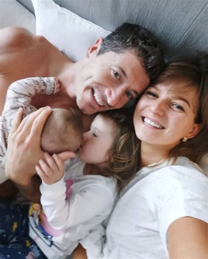 Robert Lewandowski Kids: An Insight into the Family Life of the Football Star