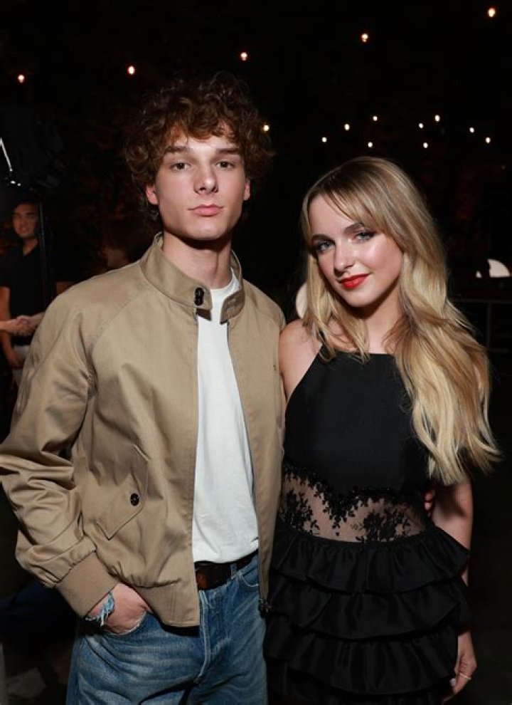 Sadie Makenna Fanfix: Unveiling the Rising Star in the Digital Content Space