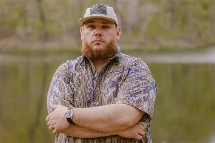 Unpacking Luke Combs' Political Beliefs: Is Luke Combs a Democrat?