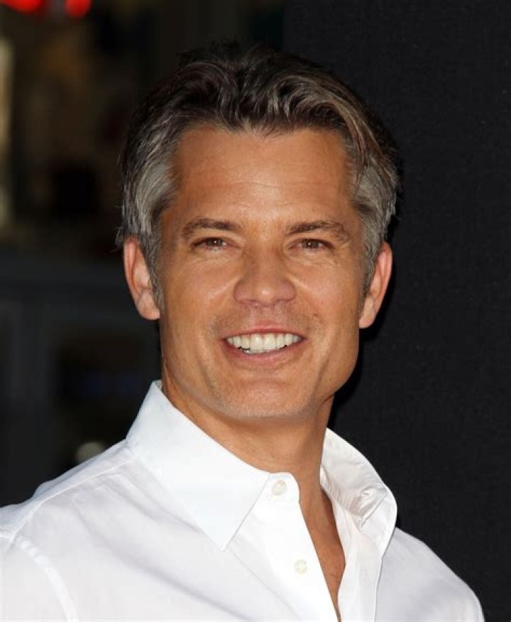 Unraveling the Charismatic Journey of Timothy Olyphant