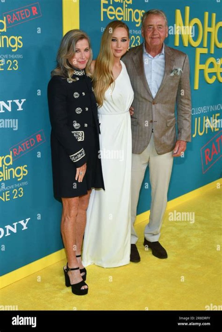 Vicente Fernandez Sisters: A Glimpse into the Lives of the Iconic Singer's Family